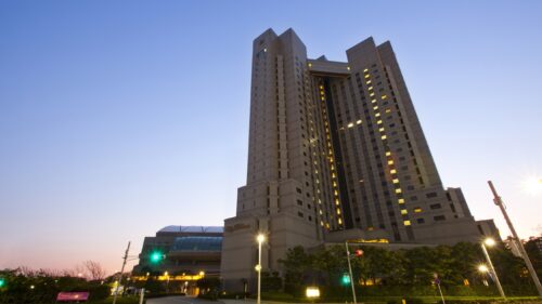 ホテルニューオータニ幕張　外観です。