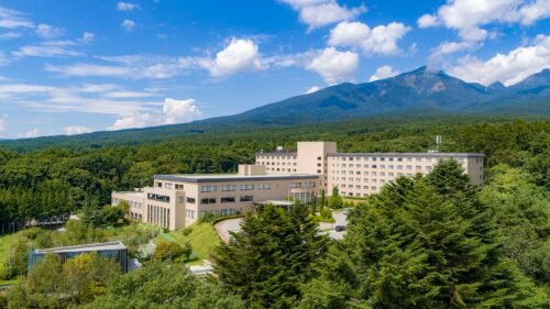 「グランドメルキュール八ヶ岳リゾート＆スパ」外観です。