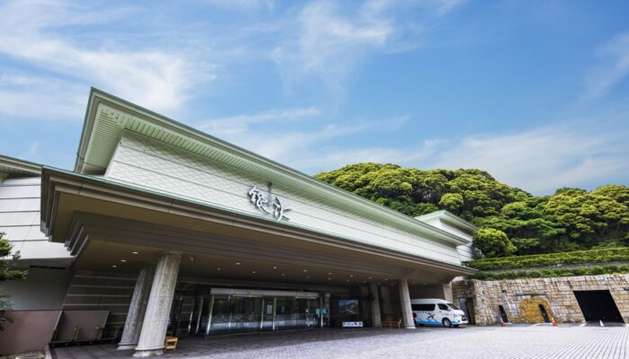 「堂ヶ島ニュー銀水」外観です。