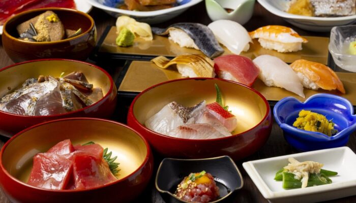 「堂ヶ島ニュー銀水」料理一例です。