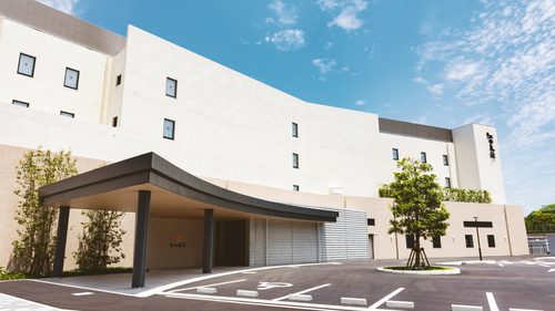 「えたじま温泉 江田島荘」外観です。